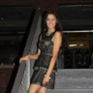 Meet your Posher, Mira